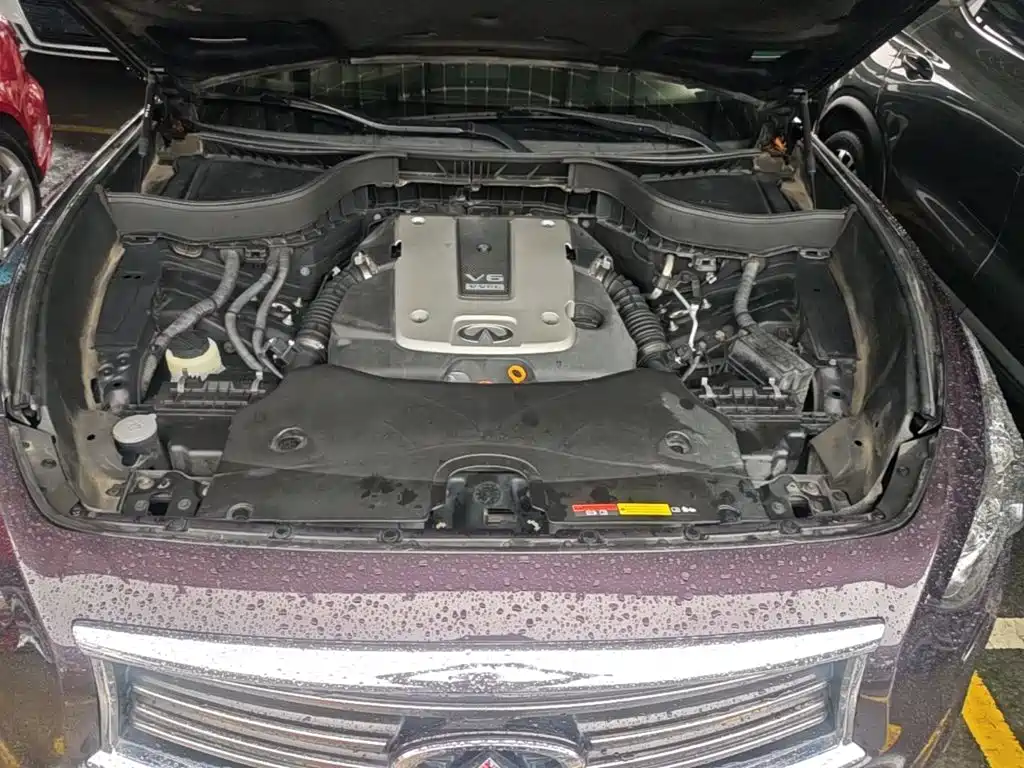 Infiniti QX70 — миниатюра 20