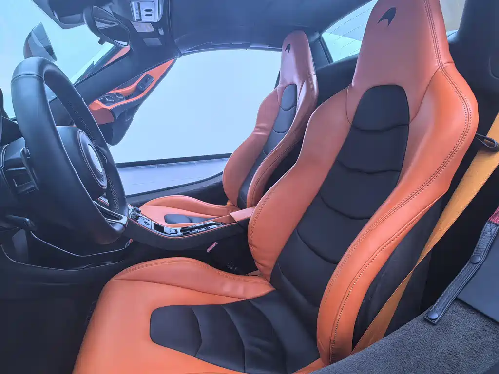 McLaren 12C 2013 3.8T SPIDER