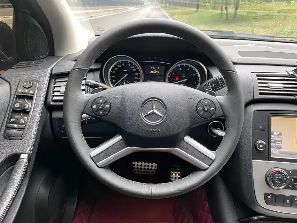 MERCEDES-BENZ R CLASS