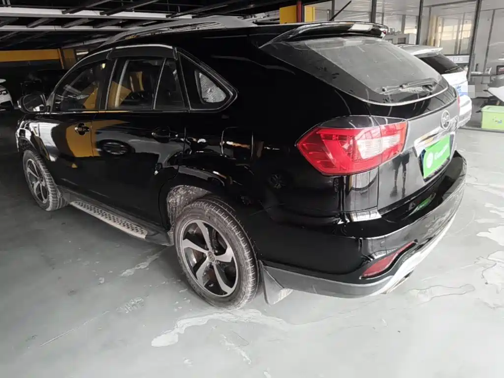 BYD S7 2015 2.0T AT Luxury