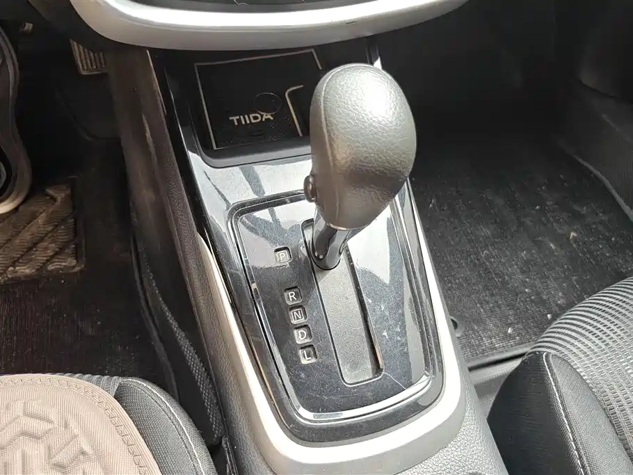 Nissan Tiida — фотографии объявления, Фото 16