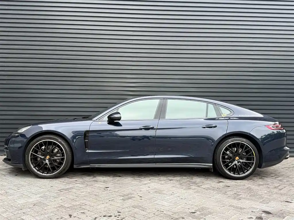 Porsche Panamera 2017 Panamera Executive Long Wheelbase 3.0T
