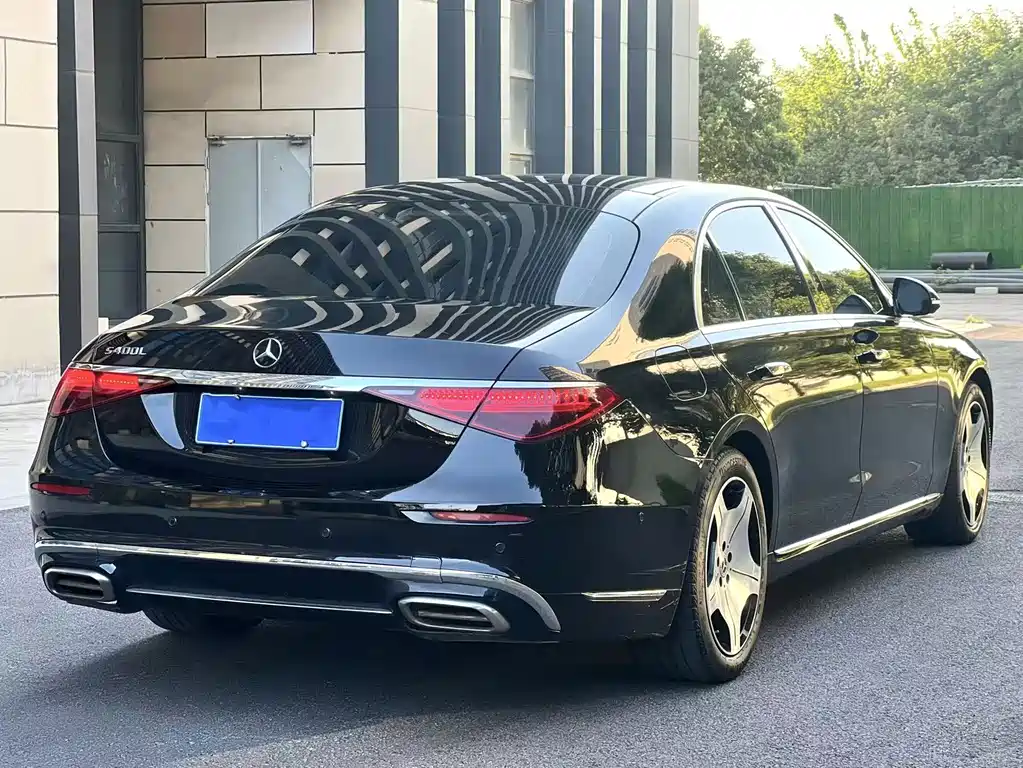 Mercedes-Benz S-Class — миниатюра 6