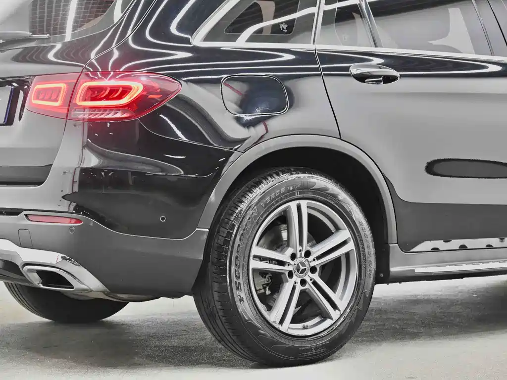Mercedes-Benz GLC — миниатюра 9