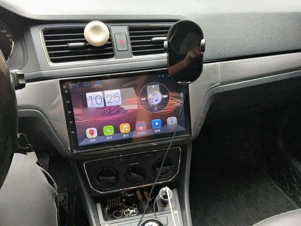 Volkswagen Lavida — миниатюра 6
