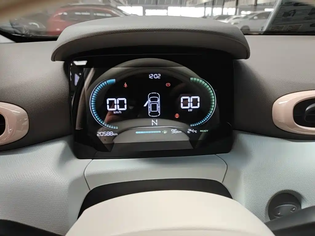 Leapmotor Leapmotor T03 — миниатюра 12