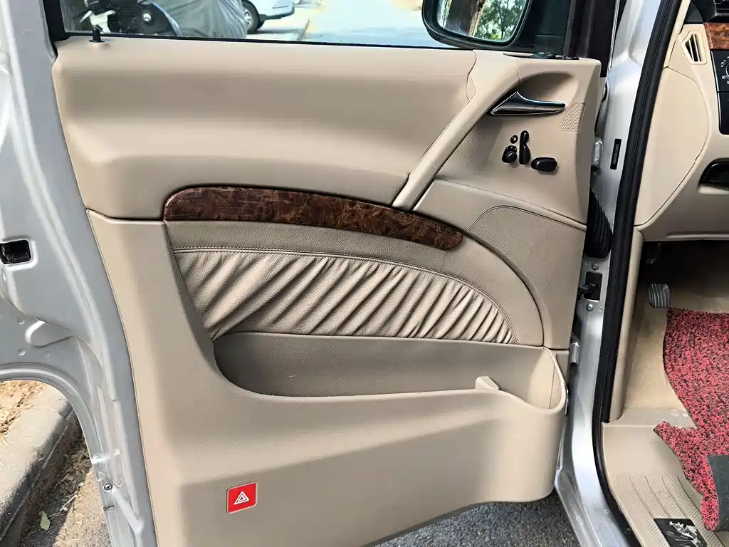 Mercedes-Benz Viano — миниатюра 12