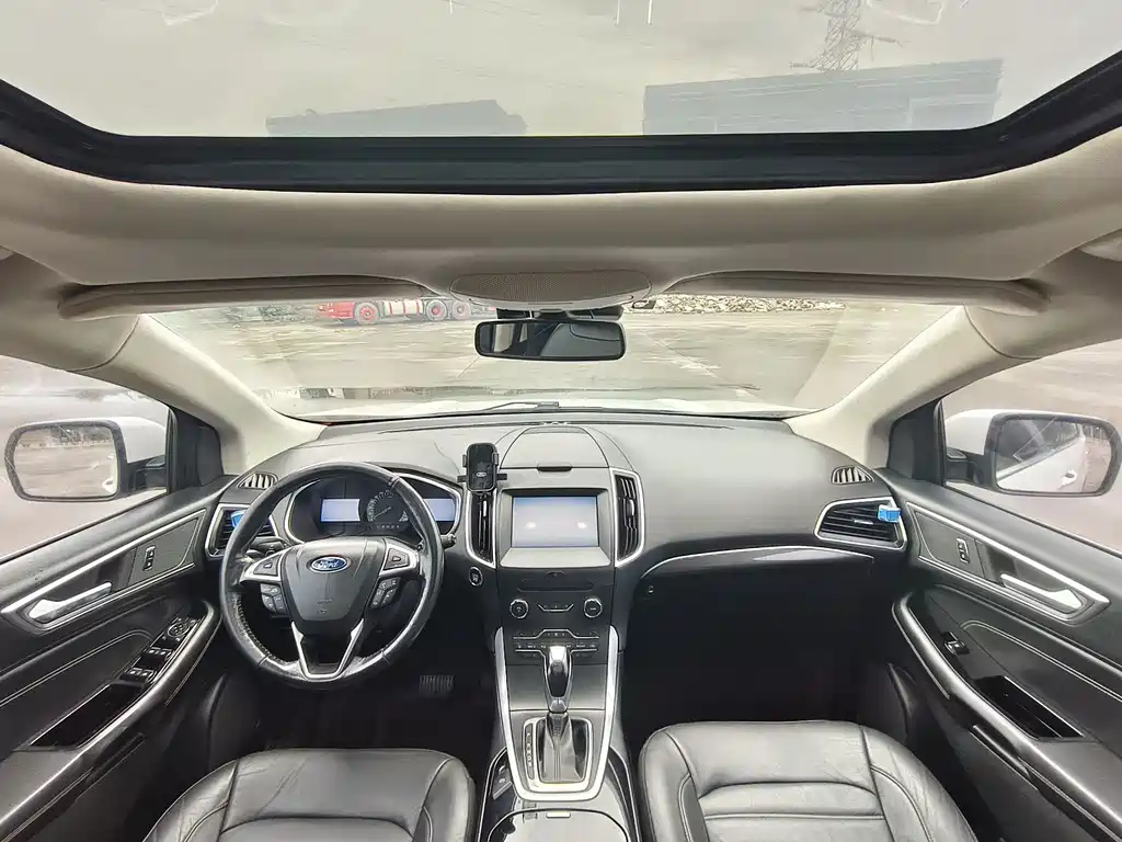Ford Edge — миниатюра 14