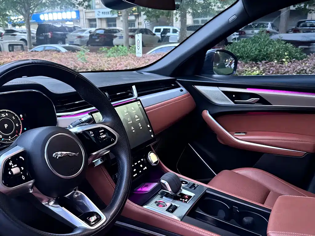 Jaguar F-Pace 2021 250PS R-Dynamic S