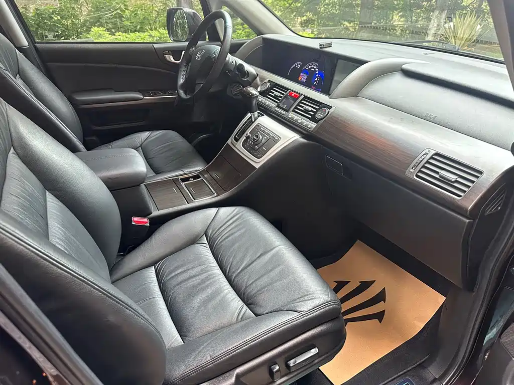 Honda Elysion 2012 2.4L VTi-S Luxury