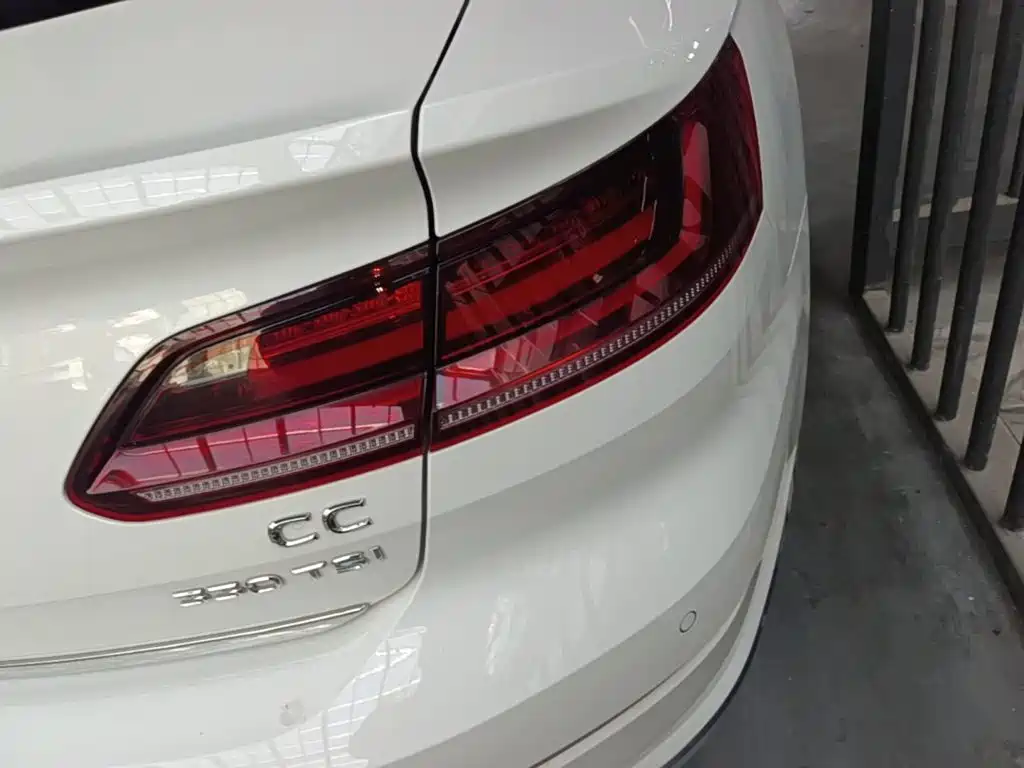 Volkswagen CC — миниатюра 8