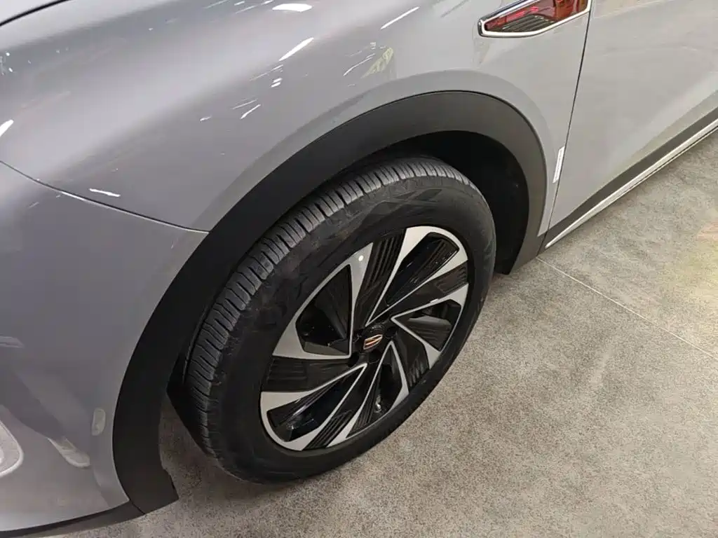 Hongqi Hongqi HS7 PHEV — миниатюра 23