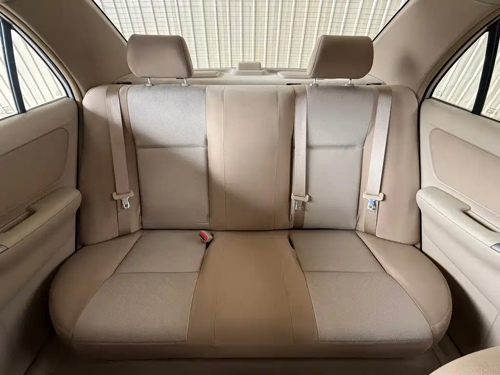 Toyota Corolla — миниатюра 10