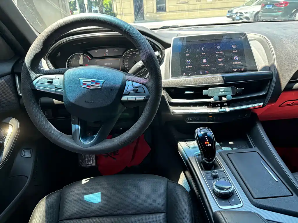 Cadillac CT5 2022 28T