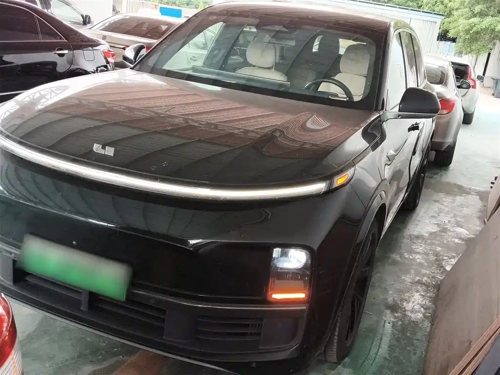 Li Auto Li L8 2023