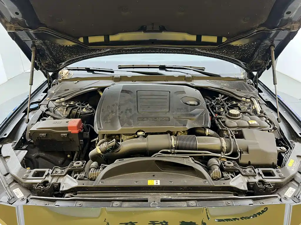 Jaguar XFL — миниатюра 10