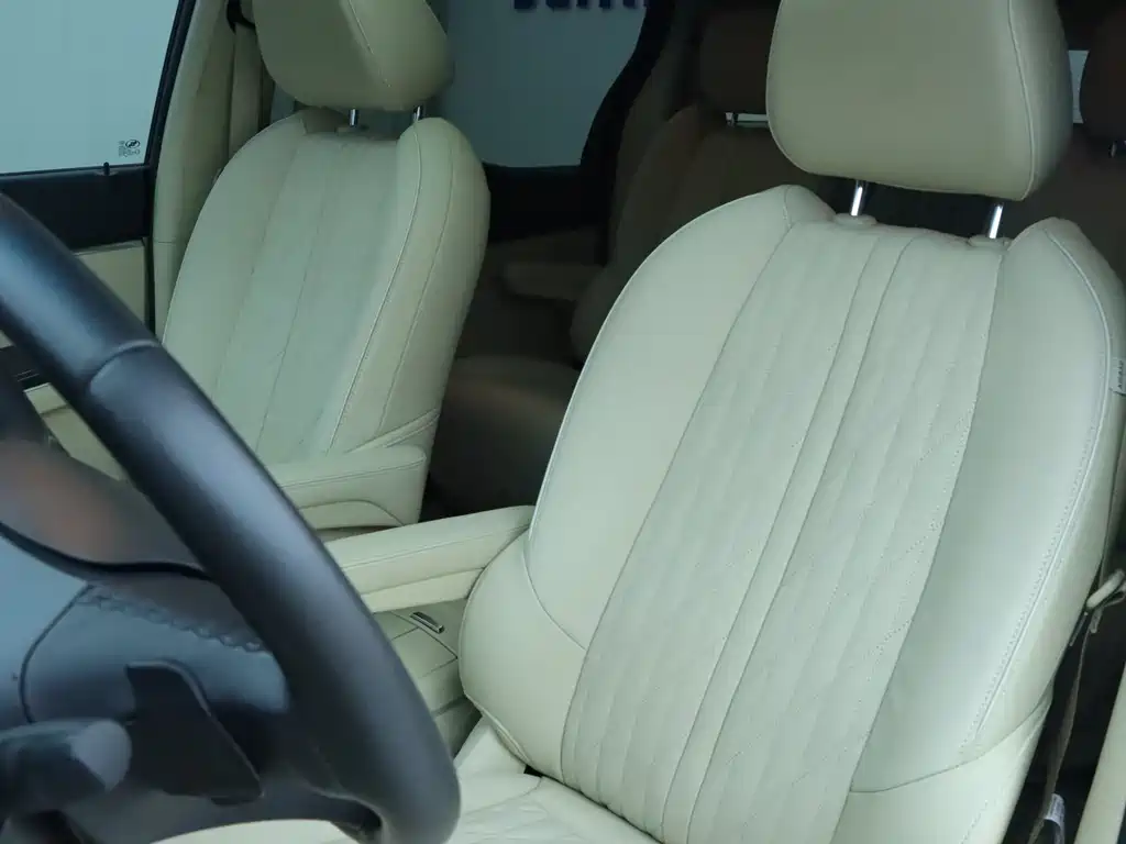 Buick GL8 2023 Luxury