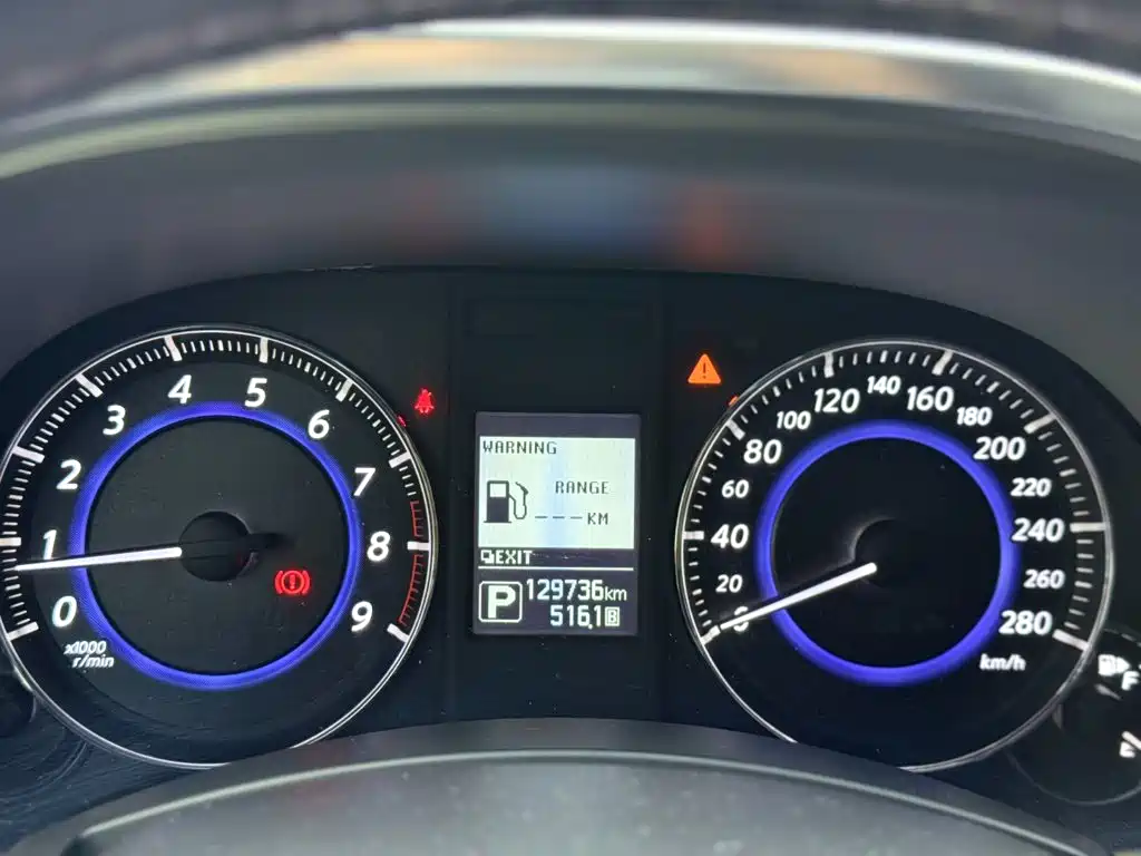 Infiniti QX70 — миниатюра 16