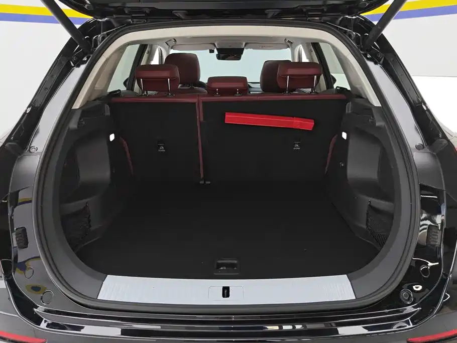 Hongqi Hongqi HS5 — миниатюра 4
