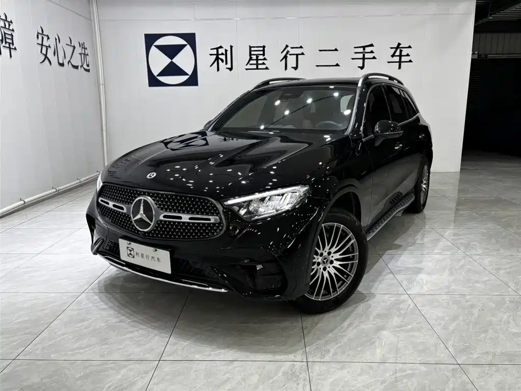MERCEDES-BENZ GLC