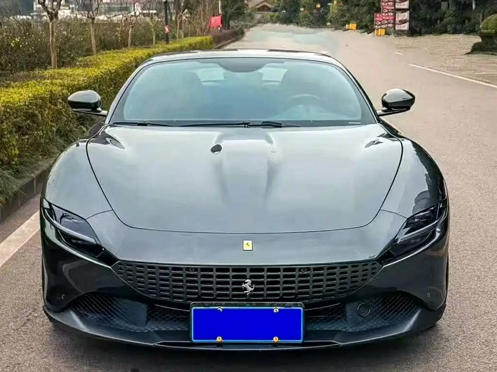 FERRARI ROMA