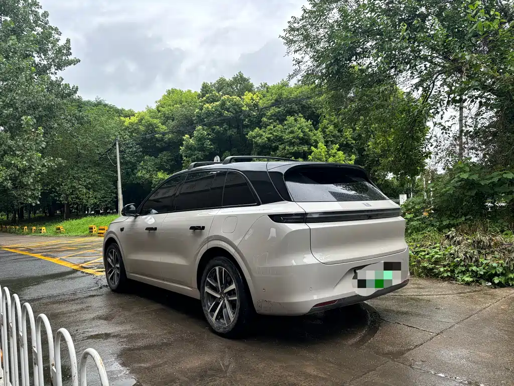 Li Auto L6 2024 Pro