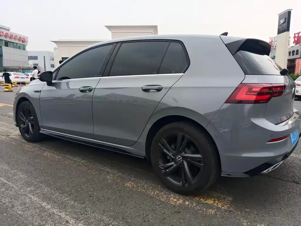 Volkswagen Golf 2023 280TSI DSG R-Line Lite