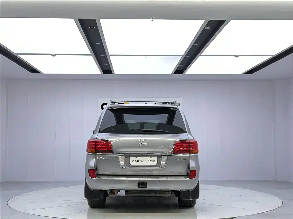 Lexus LX 2007 570
