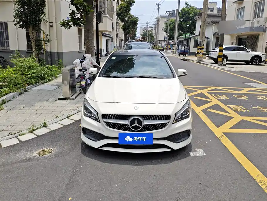 Mercedes-Benz CLA 2016 CLA 200 Fashion