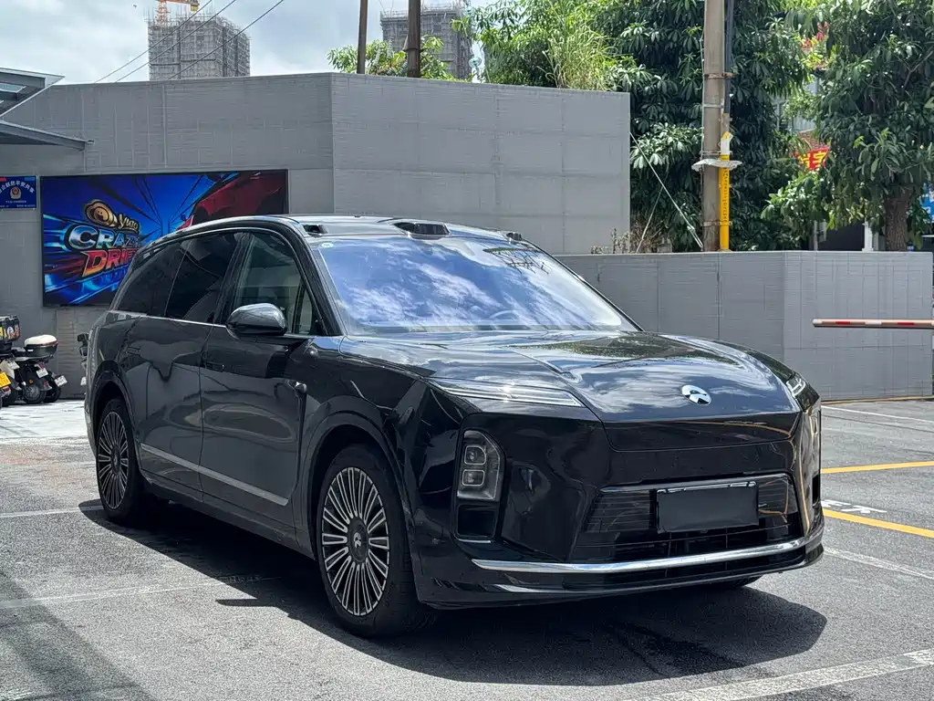 NIO ES8 2026 мест Executive Luxury