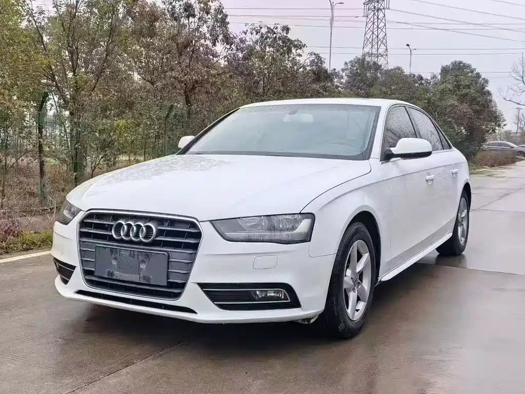 Audi A4L 2015