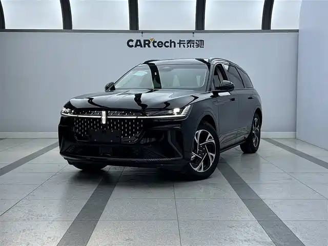 LINCOLN NAVIGATOR 2024