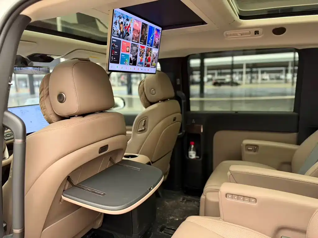 Li Auto Li MEGA — миниатюра 7