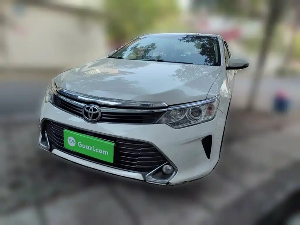 Toyota Camry — миниатюра 24