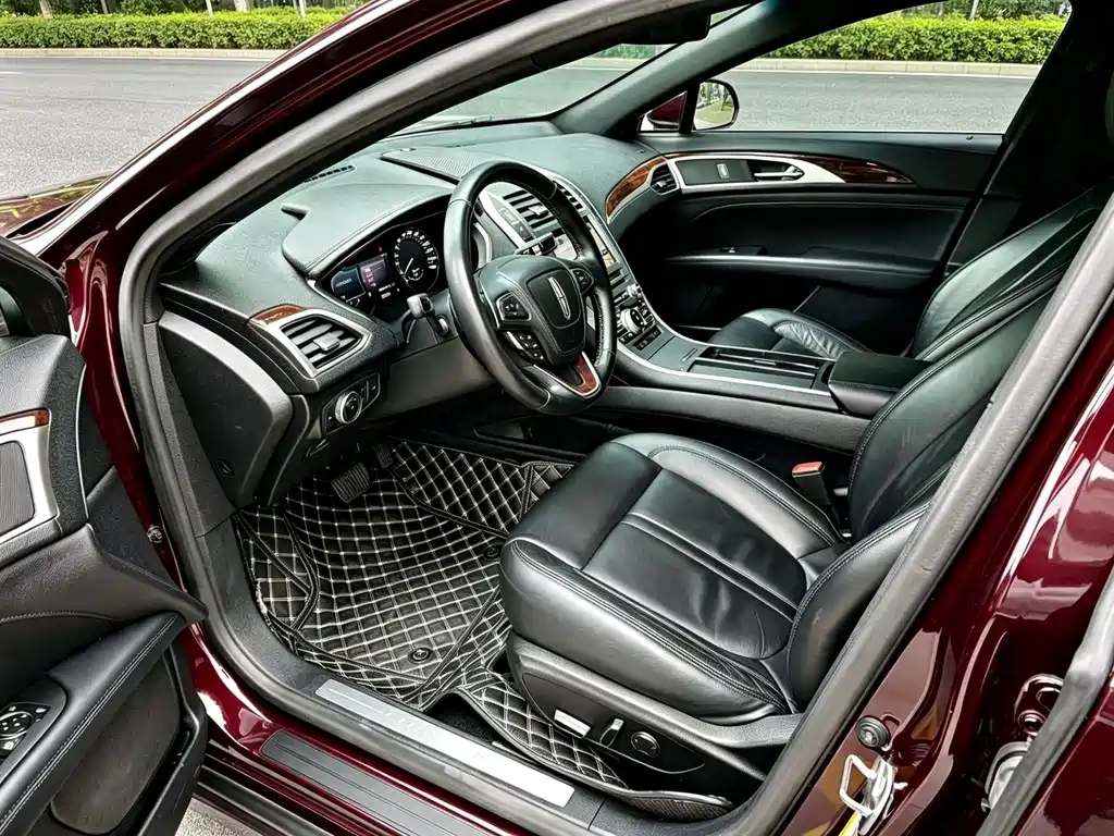 Lincoln MKZ — миниатюра 5
