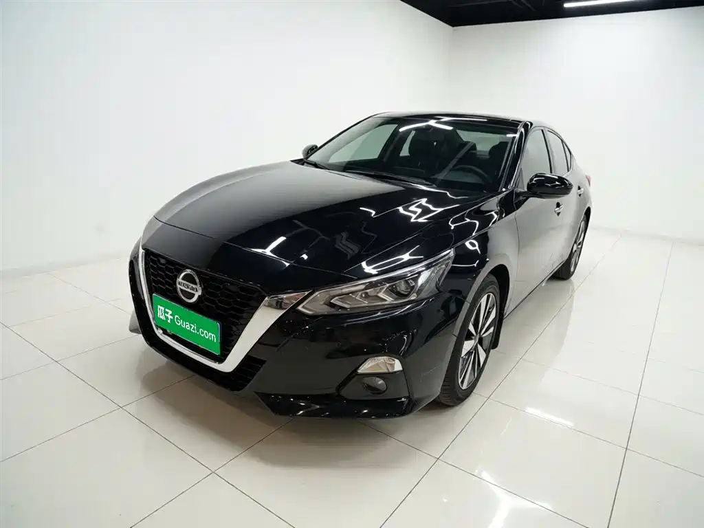 Nissan Teana 2022