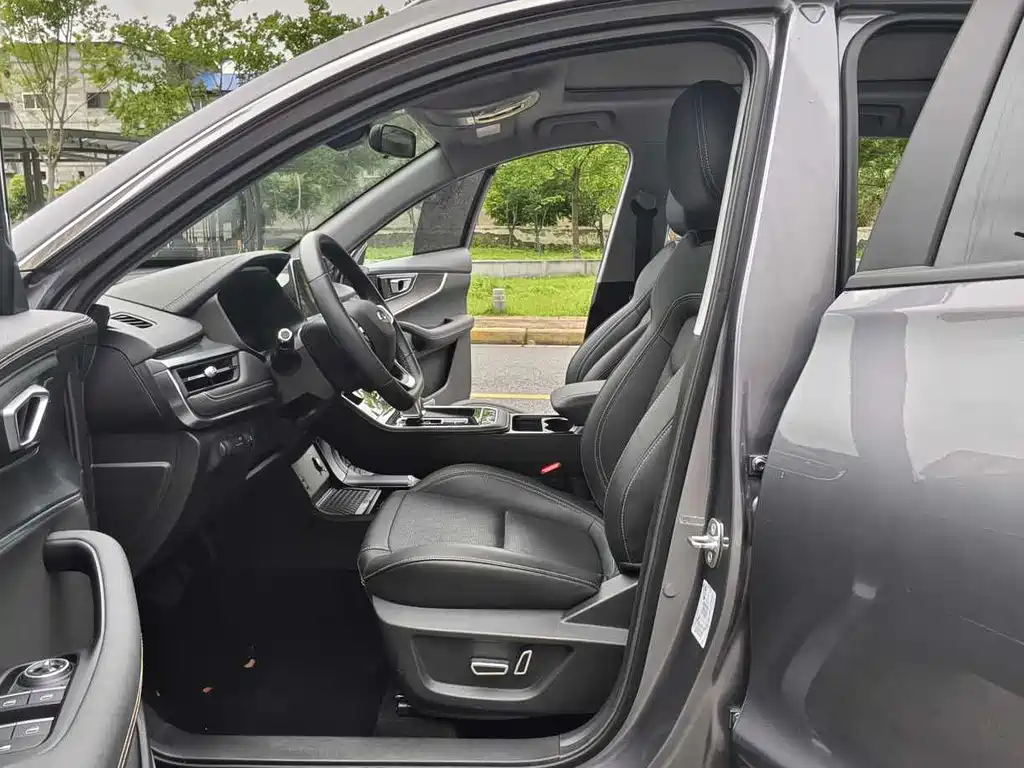 Chery Tiggo 8 8 2024 230TCI AT 7 мест