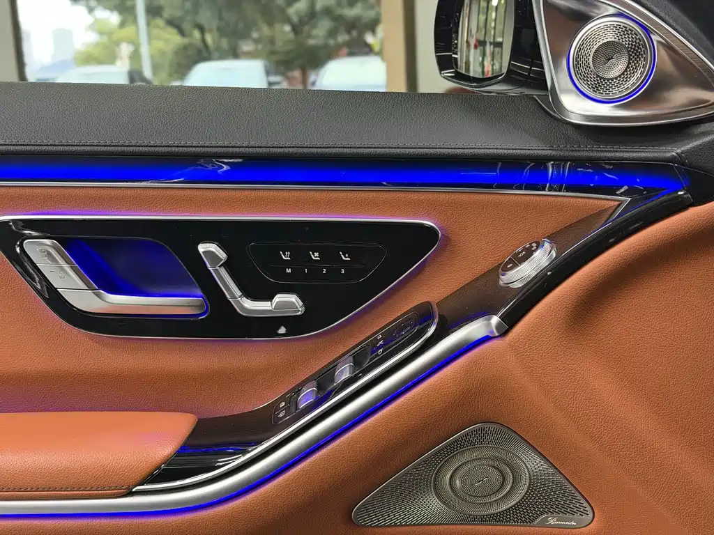 Mercedes-Benz S-Class — миниатюра 10