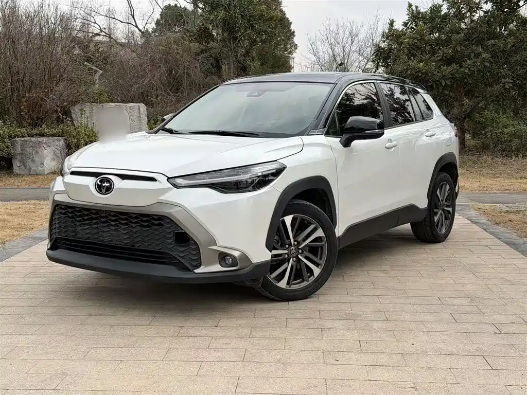 Toyota Frontlander 2022