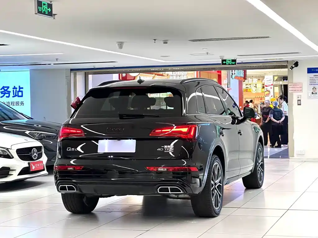 Audi Q5L 2024 40 TFSI Luxury