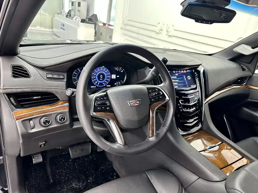 Cadillac Escalade 2017 6.2L ESV