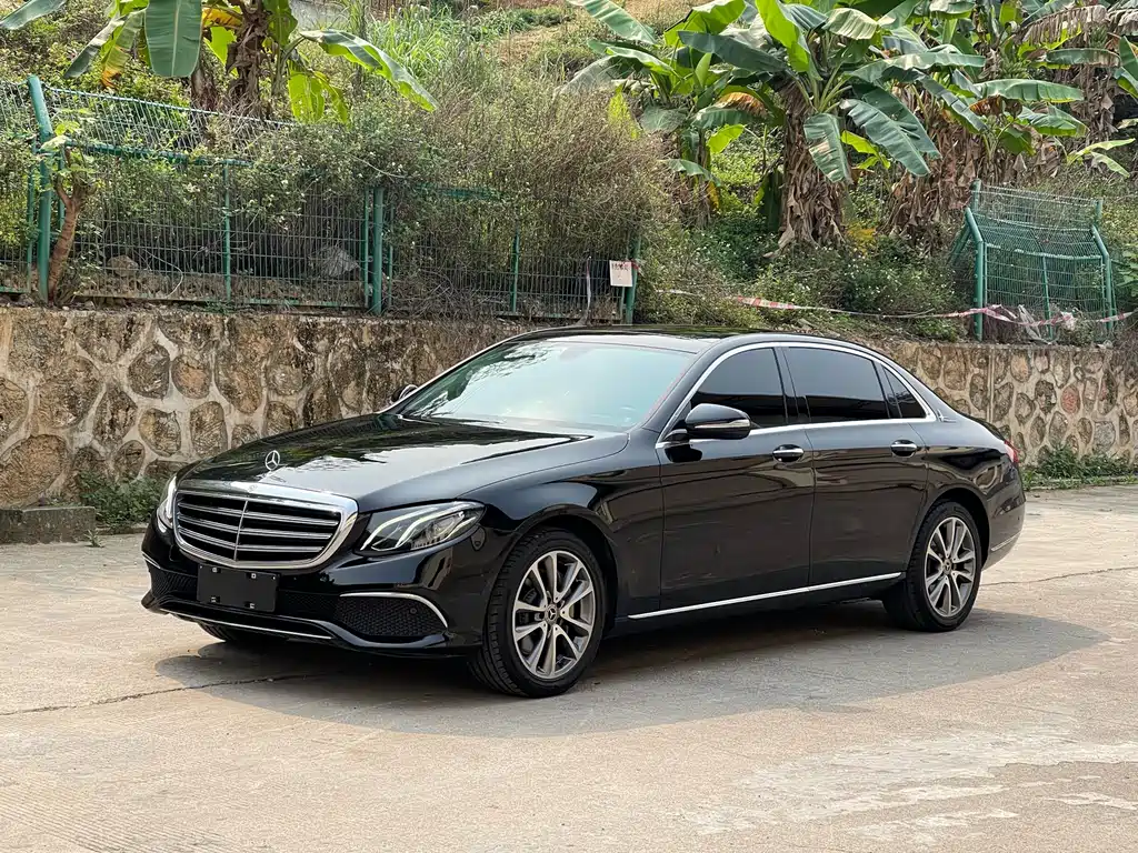 Mercedes-Benz E-Class 2018 E 300 L Fashion Type