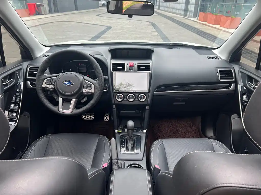 Subaru Forester 2018 2.5i Luxury EyeSight
