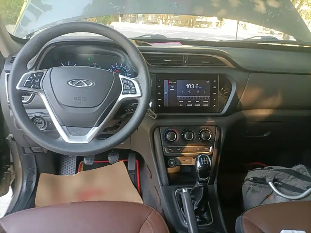 Chery Tiggo 3 — миниатюра 10