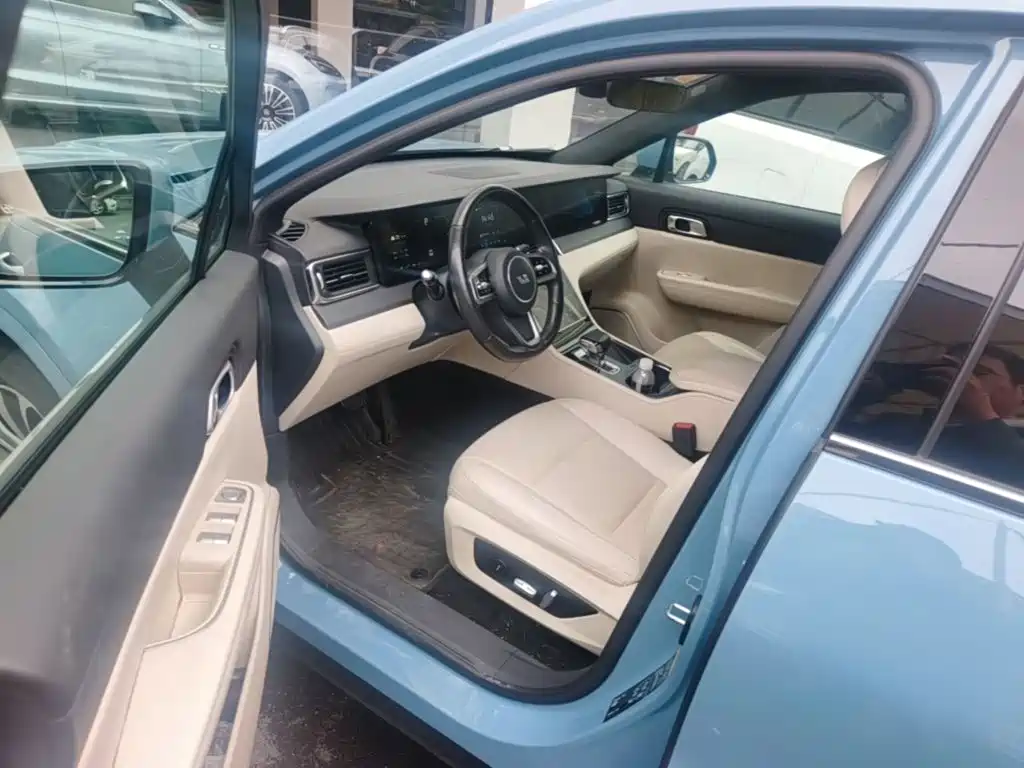 Li Auto Li ONE — миниатюра 16