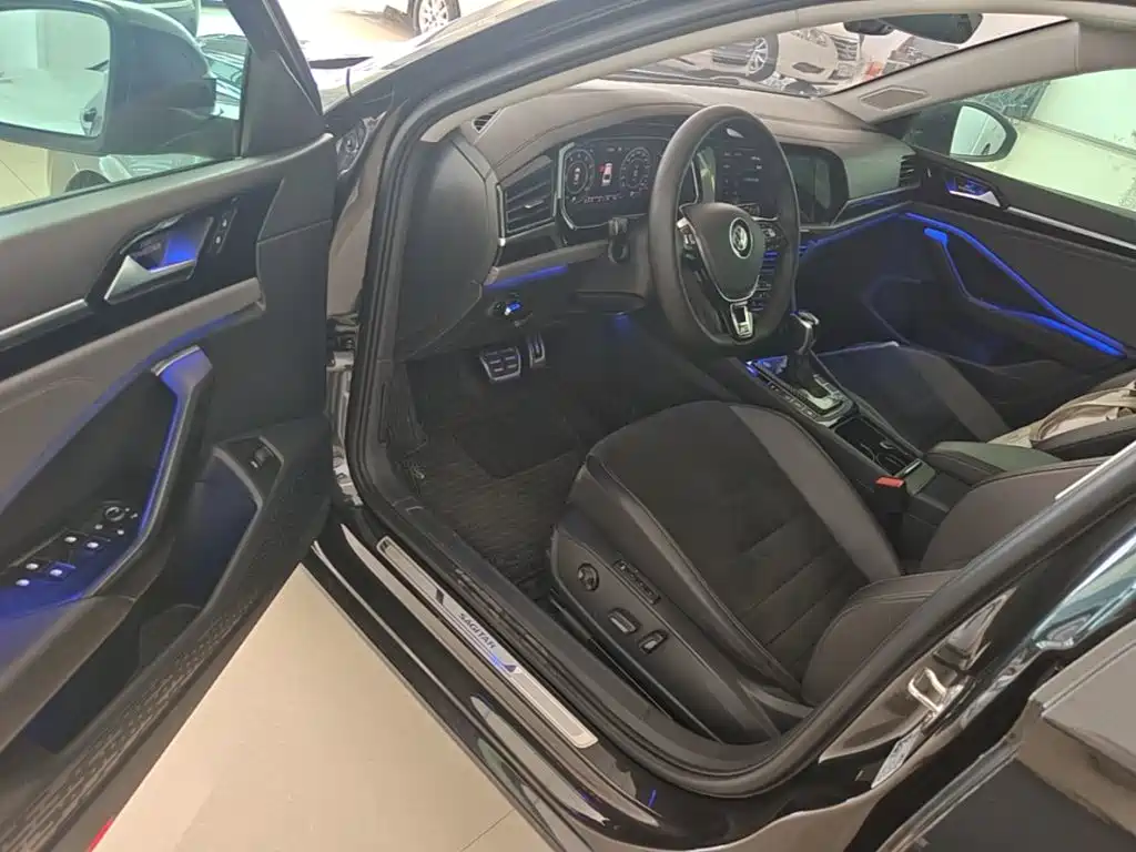 Volkswagen Sagitar — миниатюра 16