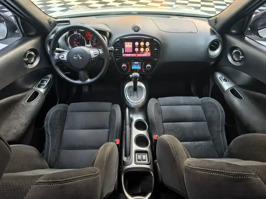 Infiniti ESQ — миниатюра 5