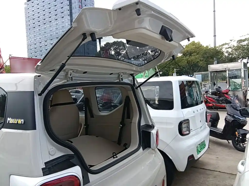 Wuling MINIEV — миниатюра 19