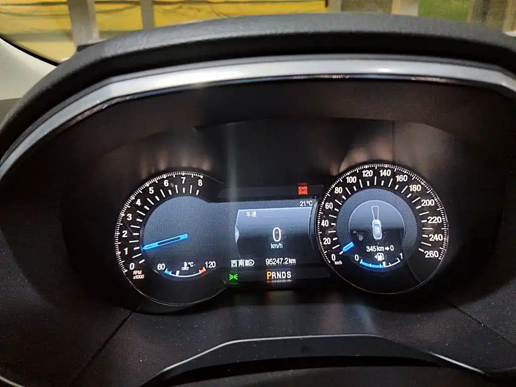 Ford Edge — миниатюра 14