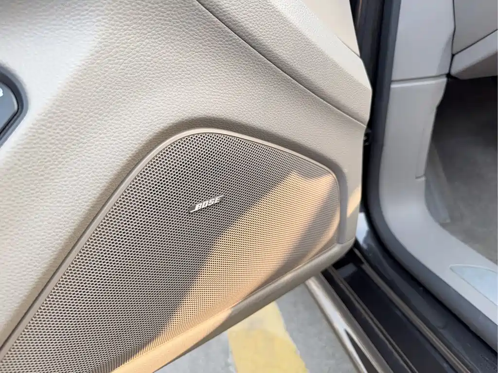 Porsche Panamera — миниатюра 15